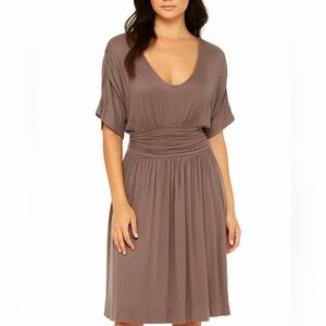 Maxandcleo Comfy Neutral Cinched Waste Dress Size: Medium